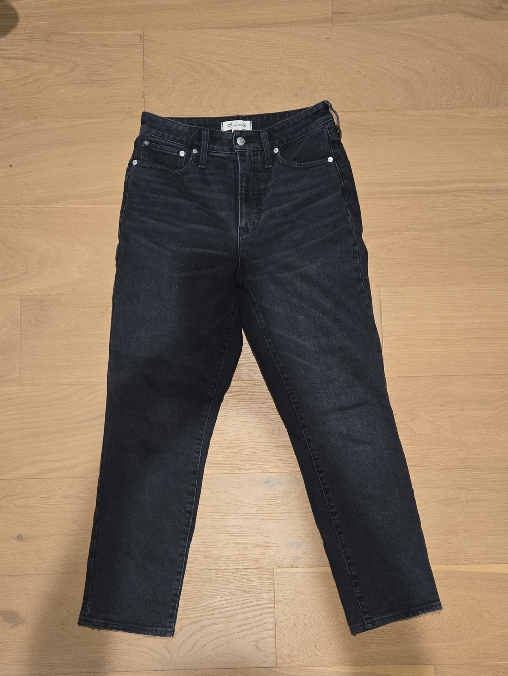 Curvy Madewell Washed Black High-Rise Straight Jeans